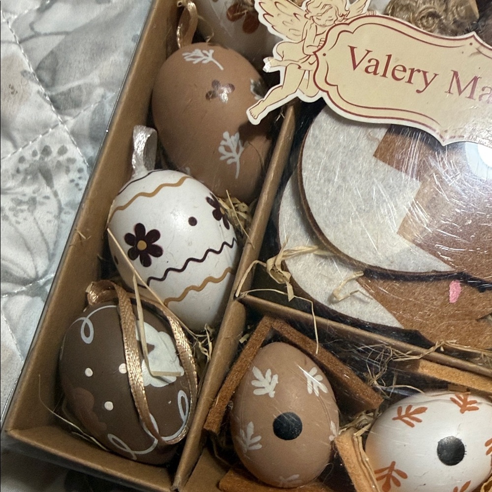 Brown and White Easter Egg Decor Set - Picture 4 of 6